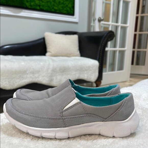 Clarks Women's Hedge Scale Comfort - Picture 2 of 5